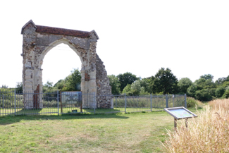 Priory arch, Bicknacre